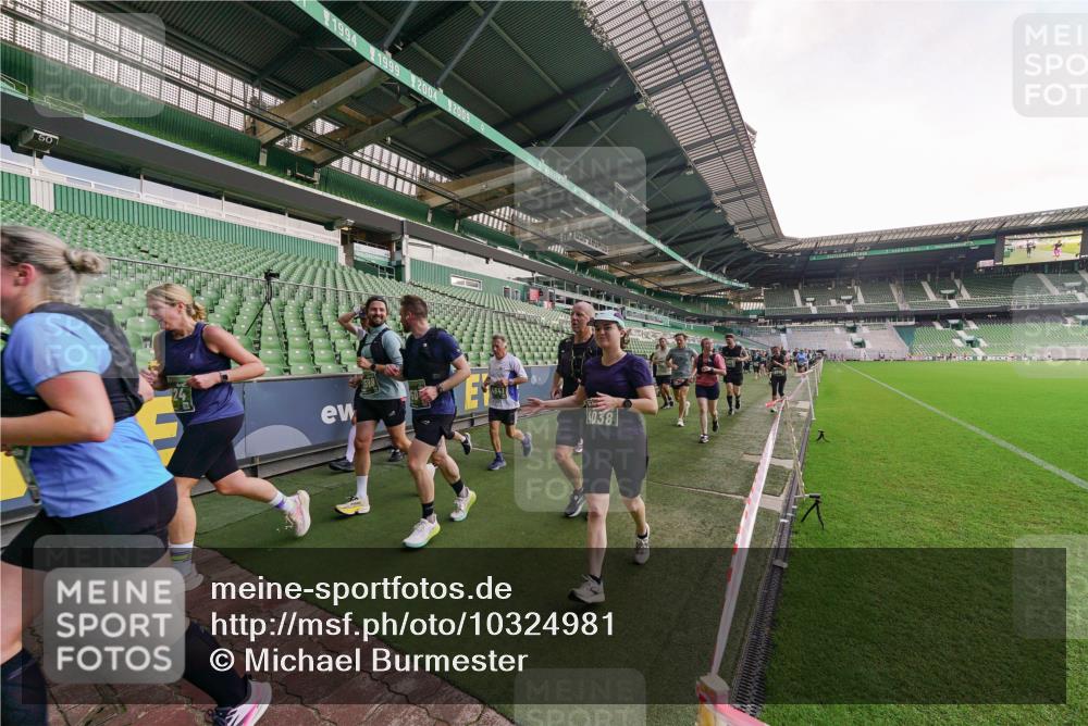 13.09.2026 - 21. swb-Marathon Bremen Michael Burmester http://msf.ph/oto/10324981 13.09.2026 13:28:14 Laufen im Stadion 111, 186, 220, 357, 364, 478, 597, 726, 729, 829, 888, 925, 1079, 1220, 1298, 1325, 1384, 1412, 1496, 1608, 1700, 1741, 1769, 1777, 1958, 1961, 1984, 2236, 2365, 2388, 2404, 2472, 2502, 2507, 2542, 2574, 2593, 2725, 2743, 2748, 2862, 2868, 2875, 2876, 2923, 2924, 2991, 3045, 3050, 3061, 3073, 3154, 3184, 3219, 3238, 3321, 3540, 3589, 3592, 3594, 3595, 3678, 3694, 3756, 3798, 3826, 3853, 3885, 3907, 3978, 3987, 4108, 4238, 4457, 4660 meine-sportfotos.de