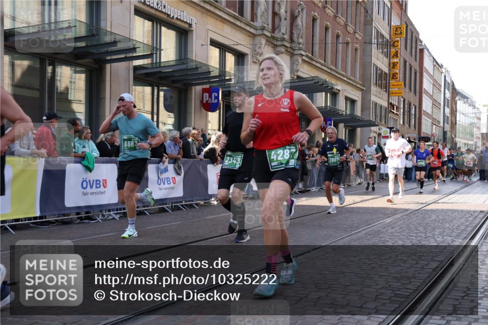 13.09.2026 - 21. swb-Marathon Bremen Strokosch-Dieckow http://msf.ph/oto/10325222 13.09.2026 13:19:48 Ziel 205, 411, 431, 495, 511, 655, 1053, 1058, 1252, 1390, 1537, 1551, 1750, 1931, 1972, 2122, 2343, 2807, 2885, 2903, 3240, 3411, 3685, 3690, 4287, 5340, 5389, 5583, 5813, 5837, 6663, 7018, 7341, 7404, 7488, 7531, 7664, 9518, 9756, 13192, 161, 411, 461, 926, 1010, 1232, 1281, 1468, 1535, 1642, 2870, 2906, 3319, 3966, 4101, 4455, 4479, 4480, 4977, 4978, 7037, 7140, 7268, 7655, 7945, 8153, 8185, 8263, 9082, 9359, 9984, 13163 meine-sportfotos.de