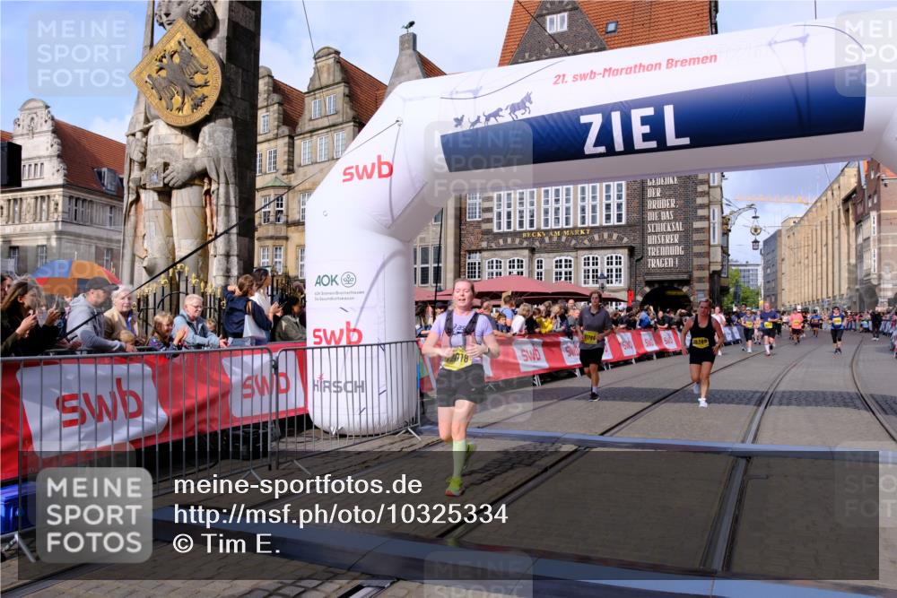 13.09.2026 - 21. swb-Marathon Bremen Tim E. http://msf.ph/oto/10325334 13.09.2026 11:00:46 Ziel 10144, 10272, 10275, 10369, 10677, 10801, 10810, 11045, 11126, 11129, 11180, 11547, 11623, 11687, 11708, 11769, 11838, 12018, 12105, 12106, 12291, 12394, 12530, 12531 meine-sportfotos.de