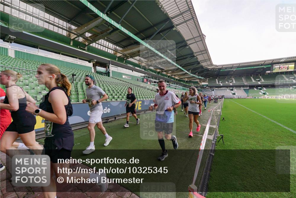 13.09.2026 - 21. swb-Marathon Bremen Michael Burmester http://msf.ph/oto/10325345 13.09.2026 13:28:57 Laufen im Stadion 111, 171, 220, 357, 422, 476, 478, 597, 685, 726, 729, 754, 829, 888, 925, 986, 1079, 1217, 1220, 1270, 1298, 1325, 1384, 1496, 1615, 1741, 1777, 1958, 1984, 2236, 2238, 2326, 2365, 2436, 2472, 2502, 2546, 2574, 2593, 2740, 2743, 2830, 2862, 2868, 2876, 2924, 2991, 3020, 3053, 3061, 3129, 3154, 3219, 3238, 3274, 3321, 3361, 3563, 3589, 3594, 3595, 3605, 3678, 3694, 3755, 3758, 3798, 3826, 3853, 3885, 3898, 3953, 3965, 3971, 3987, 4011, 4108, 4238, 4457, 4660 meine-sportfotos.de