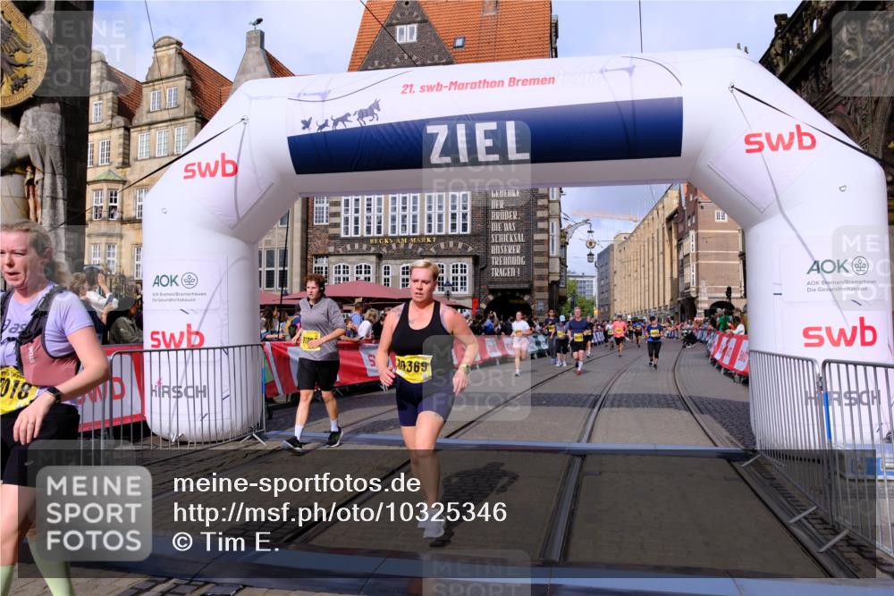 13.09.2026 - 21. swb-Marathon Bremen Tim E. http://msf.ph/oto/10325346 13.09.2026 11:00:48 Ziel 10272, 10275, 10306, 10369, 10677, 10801, 11045, 11126, 11129, 11162, 11180, 11687, 11708, 11769, 11838, 12018, 12105, 12106, 12291, 12394, 12430, 12530, 12531 meine-sportfotos.de