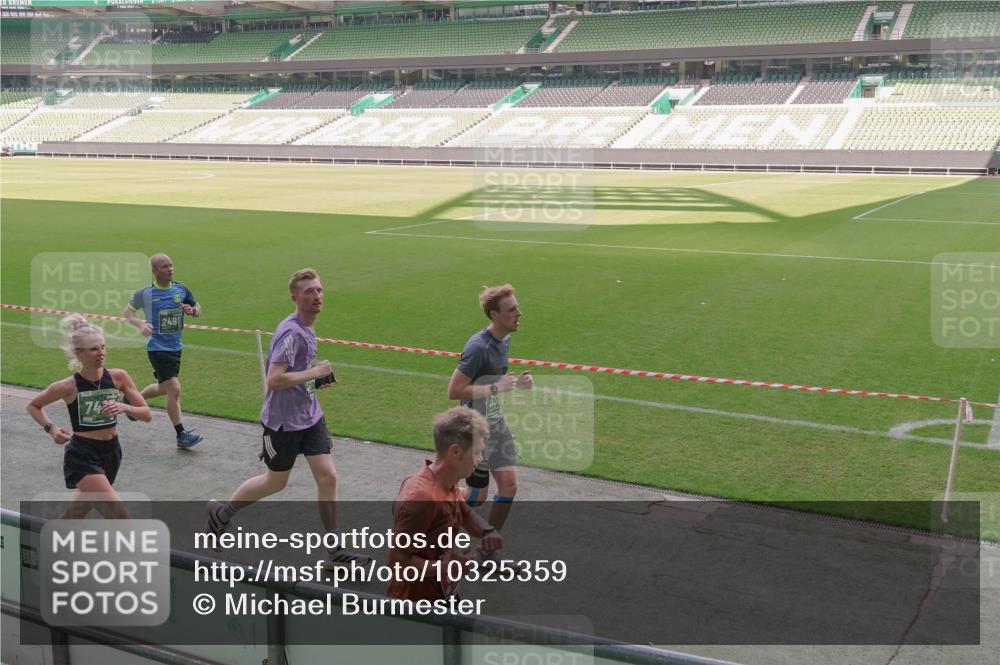 13.09.2026 - 21. swb-Marathon Bremen Michael Burmester http://msf.ph/oto/10325359 13.09.2026 12:54:46 Laufen im Stadion 161, 189, 201, 205, 313, 376, 385, 388, 461, 472, 481, 495, 541, 560, 615, 616, 666, 675, 696, 740, 816, 827, 982, 1053, 1076, 1197, 1207, 1390, 1419, 1433, 1468, 1551, 1599, 1631, 1658, 1707, 1814, 2055, 2125, 2234, 2251, 2280, 2319, 2362, 2383, 2390, 2401, 2422, 2454, 2474, 2499, 2623, 2701, 2733, 2801, 2824, 2870, 2882, 2913, 2922, 2962, 2971, 2997, 3012, 3054, 3134, 3175, 3206, 3241, 3246, 3346, 3356, 3357, 3413, 3706, 3716, 3836, 4137, 6106 meine-sportfotos.de