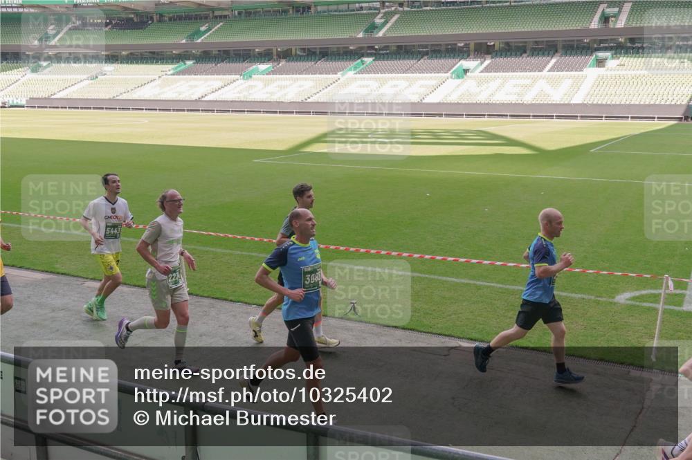 13.09.2026 - 21. swb-Marathon Bremen Michael Burmester http://msf.ph/oto/10325402 13.09.2026 12:54:47 Laufen im Stadion 161, 189, 201, 205, 313, 376, 385, 388, 461, 472, 481, 495, 541, 560, 615, 616, 666, 675, 696, 740, 816, 827, 913, 982, 1053, 1076, 1197, 1207, 1390, 1419, 1468, 1551, 1599, 1631, 1658, 1707, 1814, 2055, 2125, 2234, 2251, 2280, 2319, 2362, 2383, 2390, 2401, 2422, 2454, 2474, 2499, 2623, 2701, 2733, 2801, 2824, 2870, 2882, 2913, 2922, 2962, 2971, 2997, 3012, 3054, 3057, 3134, 3175, 3206, 3241, 3246, 3346, 3356, 3357, 3413, 3706, 3716, 3836, 4137, 6106 meine-sportfotos.de