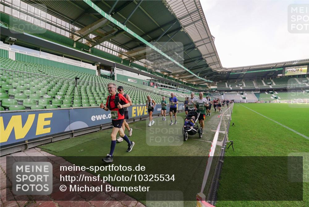 13.09.2026 - 21. swb-Marathon Bremen Michael Burmester http://msf.ph/oto/10325534 13.09.2026 13:29:08 Laufen im Stadion 111, 171, 220, 422, 476, 478, 685, 726, 729, 754, 829, 888, 925, 986, 1079, 1217, 1220, 1242, 1270, 1298, 1325, 1384, 1496, 1615, 1633, 1634, 1741, 1777, 1886, 1958, 1984, 2238, 2263, 2326, 2365, 2436, 2449, 2472, 2502, 2546, 2574, 2593, 2740, 2743, 2830, 2862, 2868, 2924, 2991, 3020, 3053, 3061, 3129, 3154, 3238, 3274, 3286, 3321, 3361, 3563, 3589, 3594, 3595, 3605, 3678, 3694, 3755, 3758, 3798, 3826, 3853, 3898, 3953, 3965, 3971, 3987, 4011, 4108, 4238, 4457, 4660 meine-sportfotos.de