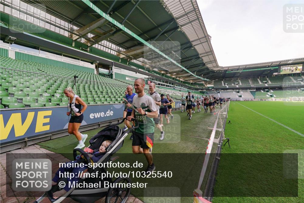 13.09.2026 - 21. swb-Marathon Bremen Michael Burmester http://msf.ph/oto/10325540 13.09.2026 13:29:09 Laufen im Stadion 111, 171, 220, 422, 476, 478, 685, 726, 729, 754, 767, 829, 888, 925, 986, 1079, 1217, 1220, 1242, 1270, 1298, 1325, 1384, 1496, 1615, 1633, 1634, 1741, 1777, 1886, 1958, 1984, 2238, 2263, 2326, 2365, 2436, 2449, 2472, 2502, 2546, 2574, 2593, 2738, 2740, 2743, 2830, 2862, 2868, 2924, 2991, 3020, 3053, 3061, 3129, 3154, 3238, 3274, 3286, 3321, 3361, 3563, 3589, 3594, 3595, 3605, 3678, 3694, 3755, 3758, 3798, 3826, 3853, 3898, 3953, 3965, 3971, 3987, 4011, 4108, 4238, 4457, 4660 meine-sportfotos.de