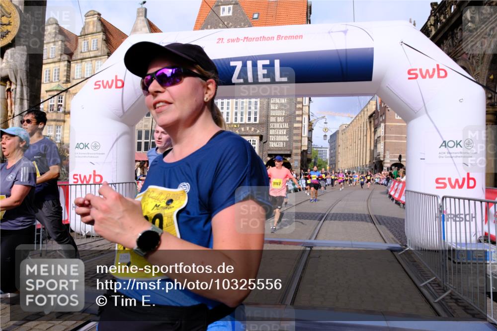 13.09.2026 - 21. swb-Marathon Bremen Tim E. http://msf.ph/oto/10325556 13.09.2026 11:00:55 Ziel 10263, 10272, 10275, 10306, 10369, 11126, 11162, 11180, 11343, 11475, 11556, 11687, 11708, 11769, 11797, 11838, 11959, 12018, 12397, 12430 meine-sportfotos.de