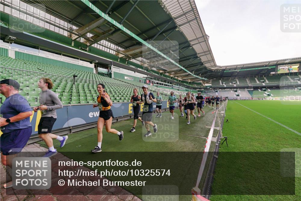 13.09.2026 - 21. swb-Marathon Bremen Michael Burmester http://msf.ph/oto/10325574 13.09.2026 13:29:11 Laufen im Stadion 111, 171, 220, 422, 476, 478, 685, 729, 754, 767, 829, 888, 925, 986, 1079, 1217, 1220, 1242, 1270, 1298, 1325, 1384, 1496, 1615, 1633, 1634, 1741, 1777, 1886, 1958, 1984, 2238, 2263, 2326, 2365, 2436, 2449, 2472, 2502, 2546, 2574, 2593, 2738, 2740, 2743, 2830, 2862, 2868, 2924, 2991, 3020, 3053, 3061, 3129, 3154, 3238, 3274, 3286, 3321, 3361, 3563, 3589, 3594, 3595, 3605, 3678, 3694, 3755, 3758, 3798, 3826, 3853, 3898, 3953, 3965, 3971, 3987, 4011, 4056, 4108, 4238, 4457 meine-sportfotos.de