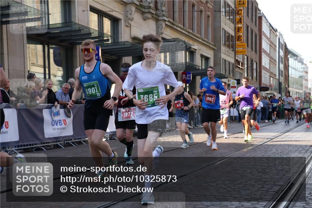 13.09.2026 - 21. swb-Marathon Bremen Strokosch-Dieckow http://msf.ph/oto/10325873 13.09.2026 13:20:03 Ziel 201, 232, 334, 655, 1058, 1197, 1537, 1646, 1750, 1931, 2122, 2493, 2577, 2885, 2903, 2953, 3685, 3690, 3813, 4351, 4358, 5137, 5450, 5493, 5583, 6495, 6496, 6901, 7018, 7341, 7664, 8178, 9047, 9518, 9721, 9756, 13222, 161, 205, 411, 431, 461, 495, 511, 1053, 1058, 1252, 1281, 1390, 1537, 1551, 1642, 1972, 2343, 2807, 2870, 2903, 2906, 3240, 3319, 3411, 3690, 3966, 4101, 4287, 4479, 4480, 5340, 5389, 5813, 5837, 6663, 7404, 7488, 7531, 7655, 8263, 9082, 9359, 9984, 13192 meine-sportfotos.de