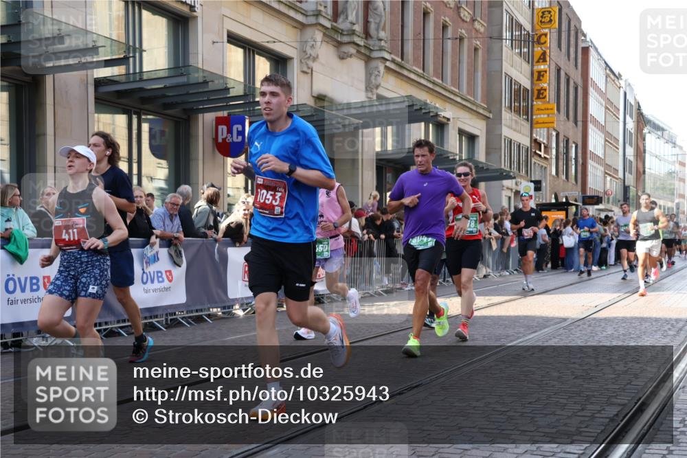 13.09.2026 - 21. swb-Marathon Bremen Strokosch-Dieckow http://msf.ph/oto/10325943 13.09.2026 13:20:05 Ziel 201, 232, 334, 655, 1197, 1528, 1646, 1750, 2122, 2493, 2577, 2885, 2953, 3685, 3813, 4351, 4357, 4358, 5137, 5450, 5493, 5583, 6495, 6496, 6901, 7018, 7664, 8178, 9047, 9518, 9721, 9756, 9949, 13222, 205, 411, 431, 495, 511, 655, 1053, 1058, 1252, 1390, 1537, 1551, 1931, 1972, 2343, 2807, 2870, 2903, 3240, 3319, 3411, 3690, 3966, 4101, 4287, 4479, 4480, 5340, 5389, 5813, 5837, 6663, 7341, 7404, 7488, 7531, 7655, 8263, 9082, 9359, 9756, 13192 meine-sportfotos.de