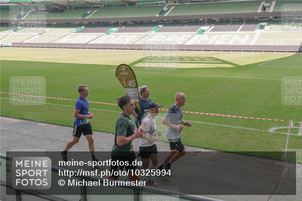 13.09.2026 - 21. swb-Marathon Bremen Michael Burmester http://msf.ph/oto/10325994 13.09.2026 12:55:26 Laufen im Stadion 161, 189, 201, 205, 307, 385, 388, 411, 461, 465, 481, 495, 655, 666, 827, 854, 913, 926, 1053, 1058, 1197, 1390, 1537, 1599, 1631, 1645, 1658, 1750, 2122, 2125, 2234, 2251, 2260, 2319, 2383, 2390, 2474, 2535, 2604, 2701, 2733, 2801, 2824, 2870, 2882, 2913, 2922, 2962, 3012, 3054, 3057, 3119, 3134, 3175, 3192, 3206, 3241, 3246, 3290, 3346, 3356, 3357, 3411, 3508, 3706, 3716, 3836, 4135, 4137, 4171, 4413, 4479, 4733, 5277, 5430, 5530, 5695, 5867, 6106 meine-sportfotos.de