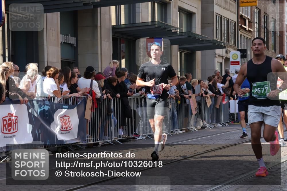 13.09.2026 - 21. swb-Marathon Bremen Strokosch-Dieckow http://msf.ph/oto/10326018 13.09.2026 13:20:07 Ziel 201, 232, 334, 1197, 1528, 1646, 1750, 2122, 2493, 2577, 2953, 3685, 3813, 4351, 4357, 4358, 5137, 5450, 5493, 5583, 6495, 6496, 6901, 7018, 7411, 7664, 8178, 9047, 9162, 9721, 9949, 13222, 205, 411, 431, 495, 511, 655, 1053, 1058, 1252, 1390, 1537, 1551, 1931, 1972, 2122, 2343, 2807, 2885, 2903, 3240, 3319, 3411, 3690, 3966, 4101, 4287, 5340, 5389, 5813, 5837, 6663, 7341, 7404, 7488, 7531, 8263, 9082, 9359, 9518, 9756, 13192 meine-sportfotos.de