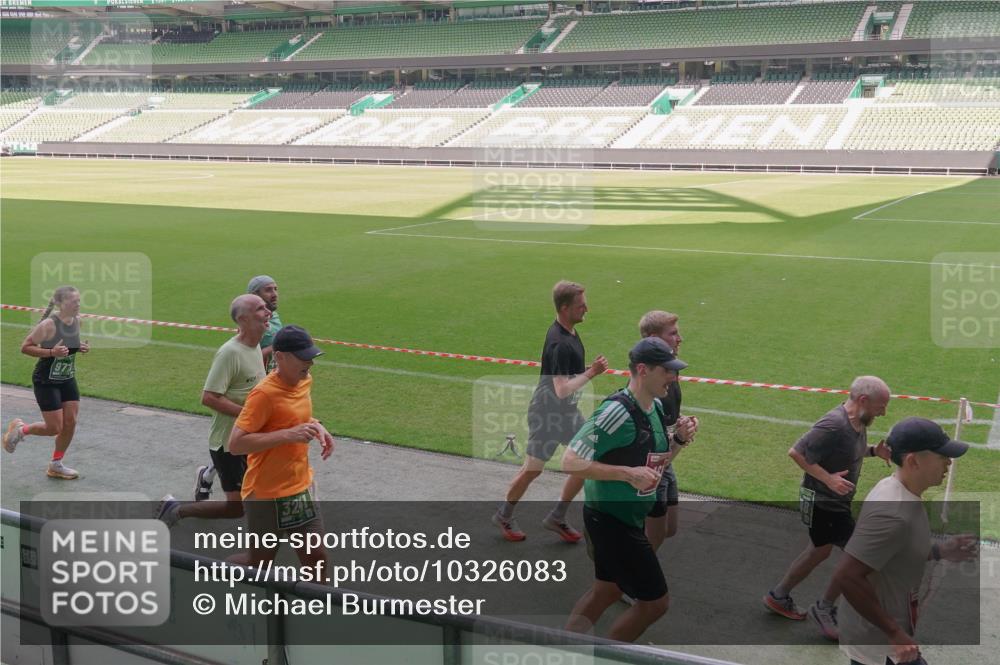 13.09.2026 - 21. swb-Marathon Bremen Michael Burmester http://msf.ph/oto/10326083 13.09.2026 12:55:32 Laufen im Stadion 161, 189, 201, 205, 307, 385, 388, 411, 461, 465, 481, 495, 655, 666, 854, 913, 926, 1053, 1058, 1197, 1390, 1537, 1599, 1631, 1645, 1658, 1750, 2122, 2125, 2234, 2251, 2260, 2319, 2383, 2390, 2474, 2535, 2604, 2733, 2801, 2824, 2870, 2922, 2948, 2962, 3012, 3054, 3057, 3119, 3134, 3175, 3192, 3202, 3206, 3241, 3246, 3290, 3346, 3348, 3356, 3357, 3411, 3508, 3706, 3716, 3836, 4135, 4137, 4171, 4413, 4479, 4733, 5277, 5430, 5530, 5695, 5867, 6106 meine-sportfotos.de