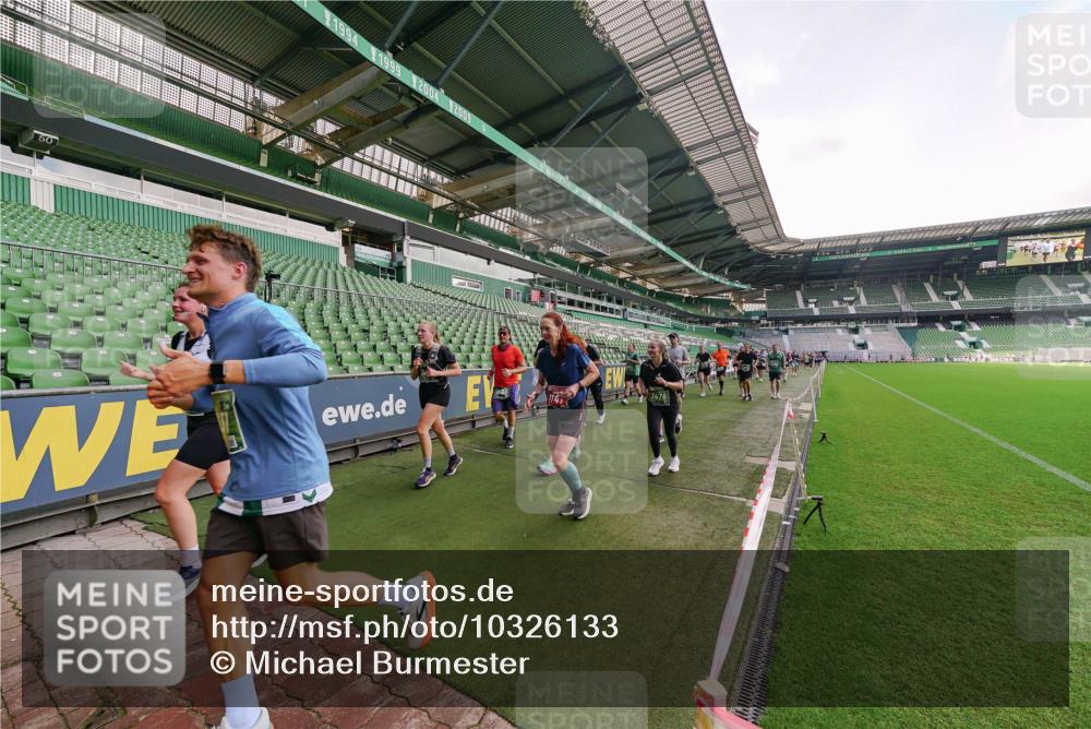 13.09.2026 - 21. swb-Marathon Bremen Michael Burmester http://msf.ph/oto/10326133 13.09.2026 13:30:02 Laufen im Stadion 171, 297, 405, 422, 476, 639, 685, 729, 754, 767, 806, 986, 1079, 1217, 1242, 1270, 1384, 1615, 1633, 1634, 1777, 1810, 1811, 1886, 1983, 2216, 2238, 2242, 2249, 2263, 2326, 2436, 2449, 2546, 2593, 2615, 2637, 2719, 2738, 2740, 2830, 2862, 2868, 2869, 2871, 2918, 2924, 2991, 2994, 3020, 3053, 3101, 3129, 3227, 3238, 3274, 3286, 3321, 3361, 3563, 3594, 3595, 3605, 3678, 3755, 3758, 3798, 3876, 3898, 3929, 3953, 3965, 3971, 3987, 4011, 4056 meine-sportfotos.de