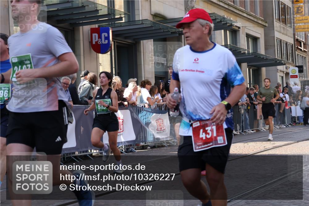 13.09.2026 - 21. swb-Marathon Bremen Strokosch-Dieckow http://msf.ph/oto/10326227 13.09.2026 13:20:12 Ziel 201, 232, 334, 541, 876, 1197, 1528, 1646, 2493, 2577, 2953, 3813, 4174, 4351, 4357, 4358, 5137, 5450, 5493, 5855, 6495, 6496, 6901, 7018, 7411, 8178, 9047, 9162, 9721, 9949, 13222, 205, 411, 431, 495, 511, 655, 1053, 1058, 1252, 1390, 1537, 1551, 1750, 1931, 1972, 2122, 2343, 2807, 2885, 2903, 3240, 3411, 3685, 3690, 4287, 5340, 5389, 5583, 5813, 5837, 6663, 7341, 7404, 7488, 7531, 7664, 8263, 9518, 9756, 13192 meine-sportfotos.de