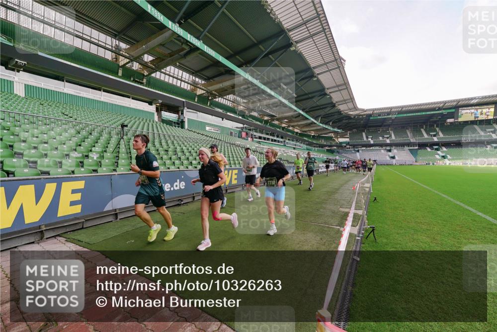 13.09.2026 - 21. swb-Marathon Bremen Michael Burmester http://msf.ph/oto/10326263 13.09.2026 13:30:14 Laufen im Stadion 122, 171, 224, 297, 405, 422, 476, 639, 685, 729, 754, 767, 806, 986, 1114, 1217, 1242, 1270, 1384, 1529, 1615, 1633, 1634, 1810, 1811, 1886, 1983, 2216, 2238, 2242, 2249, 2263, 2326, 2368, 2372, 2436, 2449, 2546, 2615, 2629, 2637, 2643, 2719, 2738, 2740, 2830, 2862, 2868, 2869, 2871, 2918, 2924, 2991, 2994, 3020, 3053, 3101, 3129, 3227, 3238, 3274, 3286, 3321, 3361, 3401, 3563, 3594, 3605, 3678, 3755, 3758, 3873, 3876, 3898, 3929, 3953, 3965, 3971, 4011, 4056, 357 meine-sportfotos.de