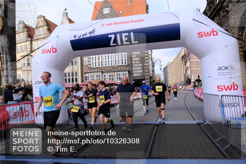 13.09.2026 - 21. swb-Marathon Bremen Tim E. http://msf.ph/oto/10326308 13.09.2026 11:01:24 Ziel 10093, 10428, 10639, 10753, 10892, 10964, 10965, 11049, 11116, 11260, 11306, 11428, 11540, 11681, 11682, 11728, 11751, 11816, 11850, 12085, 12116, 12241, 12245, 12283, 12390, 12391, 12428 meine-sportfotos.de