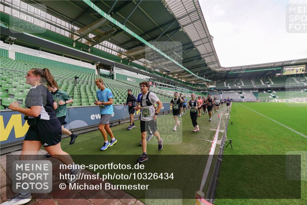 13.09.2026 - 21. swb-Marathon Bremen Michael Burmester http://msf.ph/oto/10326434 13.09.2026 13:30:31 Laufen im Stadion 122, 171, 224, 297, 405, 422, 476, 639, 754, 767, 806, 840, 1114, 1217, 1242, 1270, 1314, 1529, 1615, 1633, 1634, 1775, 1810, 1811, 1886, 1983, 2216, 2238, 2242, 2249, 2263, 2326, 2368, 2372, 2436, 2449, 2546, 2615, 2629, 2637, 2643, 2677, 2719, 2738, 2740, 2830, 2869, 2871, 2877, 2918, 2952, 2994, 3020, 3053, 3094, 3101, 3129, 3227, 3274, 3286, 3361, 3401, 3563, 3605, 3723, 3758, 3873, 3876, 3898, 3929, 3965, 3971, 4011, 4056, 357 meine-sportfotos.de