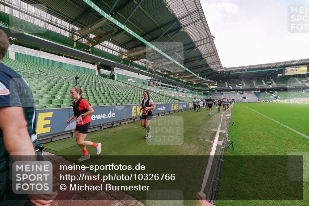 13.09.2026 - 21. swb-Marathon Bremen Michael Burmester http://msf.ph/oto/10326766 13.09.2026 13:31:09 Laufen im Stadion 122, 224, 295, 297, 405, 487, 639, 767, 806, 840, 965, 1114, 1142, 1242, 1310, 1314, 1326, 1329, 1529, 1633, 1634, 1775, 1801, 1810, 1811, 1869, 1886, 1892, 1904, 1983, 2216, 2242, 2249, 2263, 2344, 2368, 2372, 2449, 2615, 2629, 2637, 2643, 2677, 2719, 2726, 2738, 2869, 2871, 2877, 2918, 2945, 2952, 2994, 3038, 3094, 3101, 3140, 3223, 3227, 3286, 3379, 3401, 3426, 3572, 3644, 3723, 3736, 3873, 3876, 3898, 3918, 3929, 3944, 4056, 357 meine-sportfotos.de