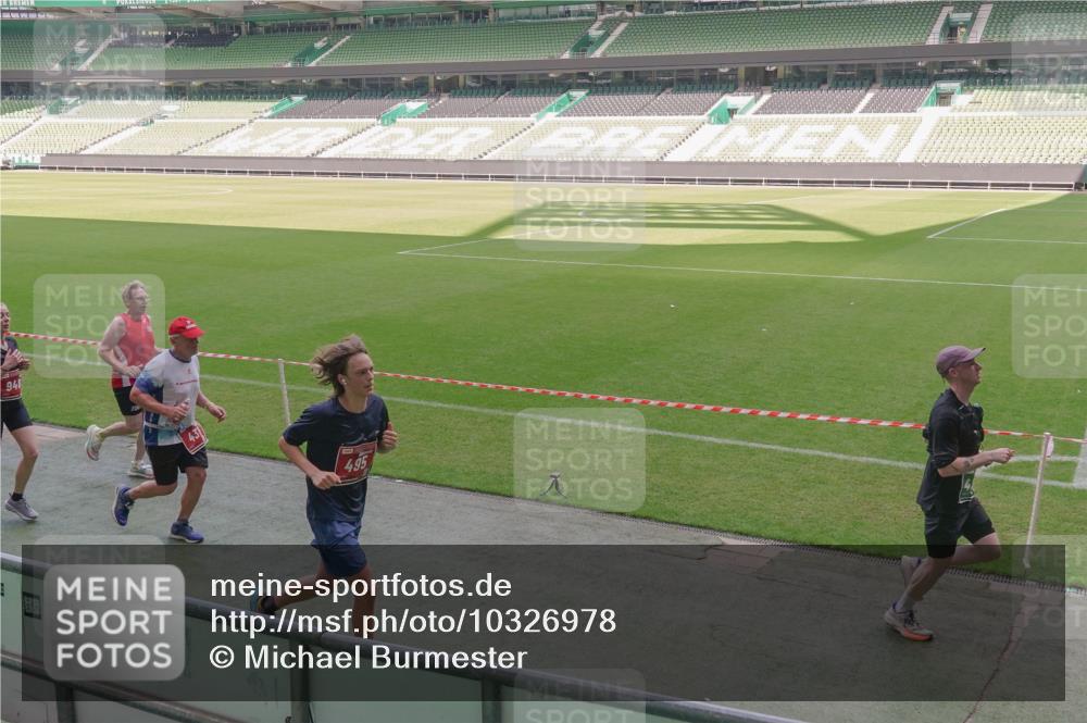 13.09.2026 - 21. swb-Marathon Bremen Michael Burmester http://msf.ph/oto/10326978 13.09.2026 12:56:40 Laufen im Stadion 205, 307, 411, 431, 465, 655, 769, 776, 854, 857, 876, 913, 926, 948, 1010, 1058, 1130, 1254, 1537, 1601, 1645, 1750, 1809, 1900, 1972, 2001, 2040, 2051, 2075, 2122, 2260, 2319, 2324, 2402, 2473, 2493, 2535, 2604, 2634, 2640, 2671, 2761, 2812, 2904, 2948, 3051, 3057, 3078, 3119, 3192, 3202, 3290, 3348, 3411, 3450, 3458, 3508, 3514, 3634, 3706, 3760, 3813, 3836, 3939, 4101, 4135, 4137, 4171, 4174, 4316, 4413, 4479, 4733, 5277, 5430, 5530, 5695, 5867, 6106 meine-sportfotos.de