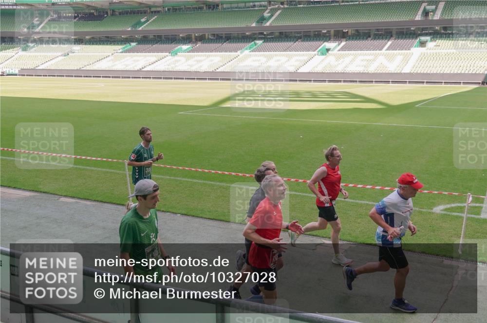 13.09.2026 - 21. swb-Marathon Bremen Michael Burmester http://msf.ph/oto/10327028 13.09.2026 12:56:42 Laufen im Stadion 307, 411, 431, 465, 655, 769, 776, 854, 857, 876, 913, 926, 948, 1010, 1058, 1130, 1254, 1537, 1601, 1645, 1750, 1809, 1900, 1972, 2001, 2040, 2051, 2075, 2122, 2260, 2319, 2324, 2402, 2473, 2493, 2535, 2604, 2634, 2640, 2671, 2761, 2812, 2904, 2948, 3051, 3057, 3078, 3119, 3192, 3202, 3290, 3348, 3411, 3450, 3458, 3508, 3514, 3634, 3706, 3760, 3813, 3939, 4101, 4135, 4137, 4171, 4174, 4316, 4413, 4479, 4733, 5277, 5430, 5530, 5695, 5867, 6106 meine-sportfotos.de