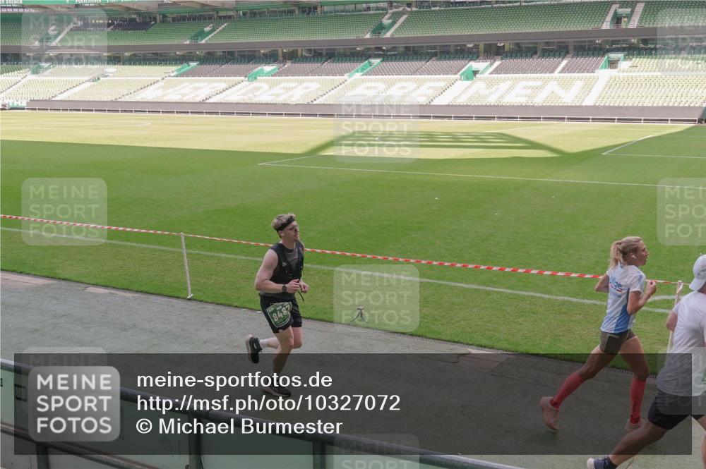 13.09.2026 - 21. swb-Marathon Bremen Michael Burmester http://msf.ph/oto/10327072 13.09.2026 12:56:45 Laufen im Stadion 307, 411, 431, 465, 655, 769, 776, 854, 857, 876, 913, 926, 948, 1010, 1058, 1130, 1254, 1537, 1601, 1645, 1750, 1809, 1900, 1972, 2001, 2040, 2051, 2075, 2122, 2260, 2319, 2324, 2402, 2473, 2493, 2535, 2604, 2634, 2640, 2671, 2761, 2812, 2904, 2948, 3051, 3057, 3078, 3119, 3192, 3202, 3290, 3348, 3411, 3450, 3458, 3508, 3514, 3634, 3690, 3706, 3760, 3813, 3866, 3939, 4101, 4135, 4137, 4171, 4174, 4316, 4413, 4479, 4733, 5277, 5430, 5530, 5695, 5867, 6106 meine-sportfotos.de