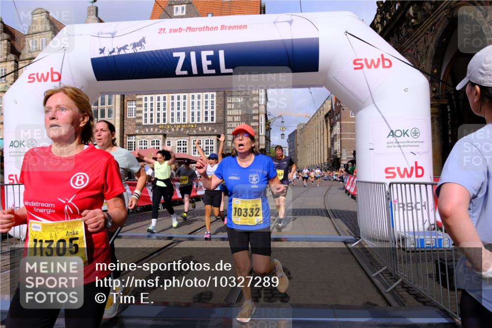 13.09.2026 - 21. swb-Marathon Bremen Tim E. http://msf.ph/oto/10327289 13.09.2026 11:01:58 Ziel 10181, 10251, 10332, 10497, 11075, 11150, 11305, 11324, 11412, 11413, 11479, 11486, 11550, 11551, 11666, 11668, 11747, 11798, 11985, 11986, 12379 meine-sportfotos.de