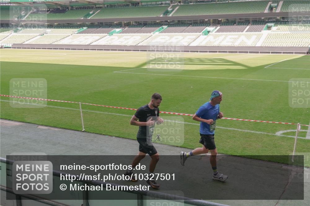 13.09.2026 - 21. swb-Marathon Bremen Michael Burmester http://msf.ph/oto/10327501 13.09.2026 12:57:19 Laufen im Stadion 307, 334, 431, 465, 769, 776, 789, 790, 857, 876, 909, 926, 948, 1010, 1130, 1191, 1199, 1254, 1535, 1601, 1750, 1752, 1809, 1881, 1900, 1972, 2001, 2040, 2046, 2051, 2075, 2260, 2324, 2371, 2397, 2402, 2423, 2473, 2493, 2535, 2634, 2640, 2671, 2761, 2812, 2903, 2904, 2948, 3051, 3078, 3119, 3138, 3182, 3186, 3202, 3290, 3319, 3348, 3411, 3450, 3458, 3508, 3514, 3634, 3655, 3685, 3690, 3695, 3760, 3813, 3866, 3939, 4101, 4120, 4171, 4174, 4316, 4479 meine-sportfotos.de