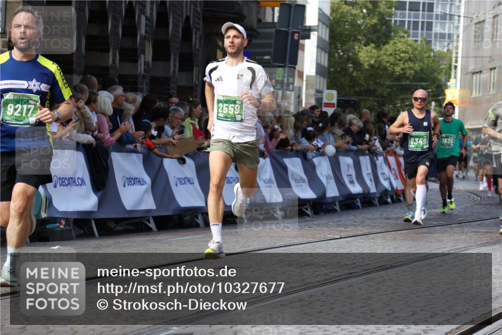 13.09.2026 - 21. swb-Marathon Bremen Strokosch-Dieckow http://msf.ph/oto/10327677 13.09.2026 13:12:58 Ziel 1517, 2362, 2480, 3054, 3988, 4560, 4605, 4879, 5416, 6796, 8029, 9775, 9803, 13106, 313, 621, 868, 987, 1207, 2498, 2559, 3625, 4582, 5345, 5769, 6349, 7874, 8291, 8419, 8464, 9092, 9217 meine-sportfotos.de
