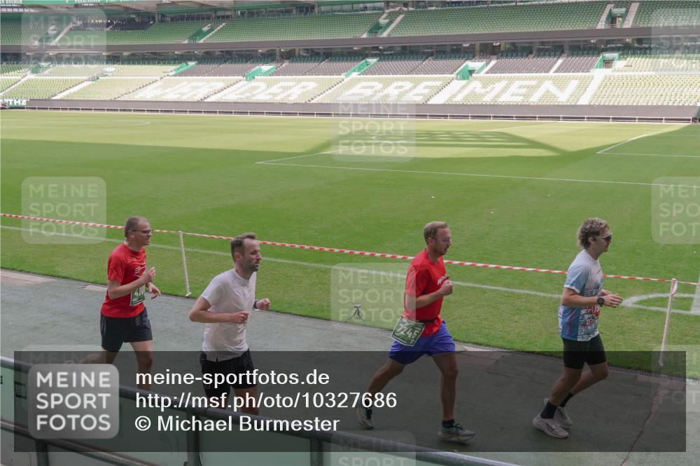 13.09.2026 - 21. swb-Marathon Bremen Michael Burmester http://msf.ph/oto/10327686 13.09.2026 12:57:38 Laufen im Stadion 141, 334, 431, 511, 672, 769, 776, 789, 790, 857, 876, 909, 948, 1010, 1119, 1130, 1191, 1199, 1254, 1281, 1535, 1601, 1642, 1647, 1752, 1809, 1881, 1900, 1931, 1933, 1972, 2001, 2040, 2046, 2051, 2075, 2324, 2343, 2371, 2397, 2402, 2423, 2425, 2473, 2493, 2634, 2640, 2671, 2761, 2812, 2903, 2904, 2948, 3051, 3078, 3138, 3148, 3182, 3186, 3202, 3319, 3338, 3348, 3450, 3458, 3514, 3534, 3560, 3634, 3655, 3685, 3690, 3695, 3760, 3813, 3866, 3933, 3939, 4101, 4120, 4174, 4316 meine-sportfotos.de