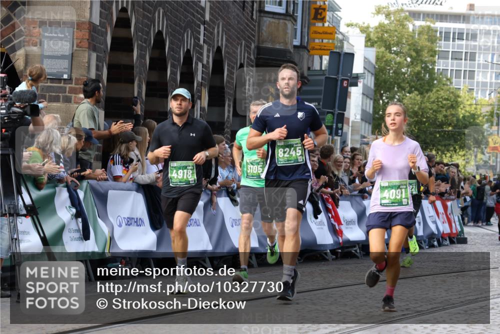 13.09.2026 - 21. swb-Marathon Bremen Strokosch-Dieckow http://msf.ph/oto/10327730 13.09.2026 13:25:01 Ziel 282, 789, 790, 1516, 1582, 2280, 3015, 3375, 3524, 3994, 4198, 4262, 4277, 5328, 5572, 5664, 6626, 6807, 8636, 8881, 9264, 9541, 10069, 10071, 10097, 10103, 1080, 1119, 1166, 1436, 1448, 2322, 3105, 3187, 4091, 4459, 4918, 7306, 7326, 8245, 9036, 9073, 9360, 9493, 13088 meine-sportfotos.de
