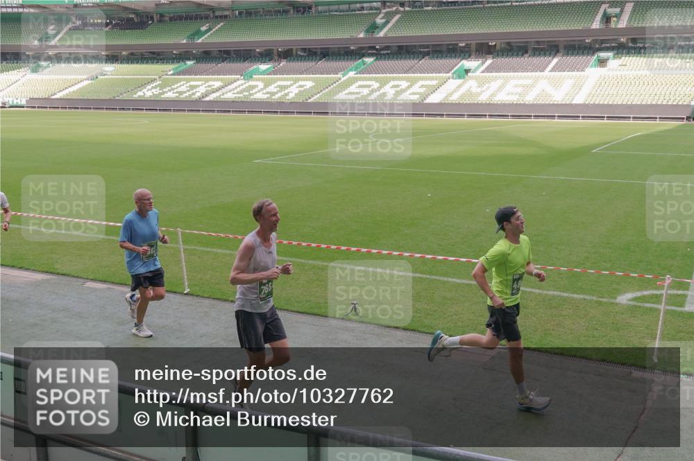 13.09.2026 - 21. swb-Marathon Bremen Michael Burmester http://msf.ph/oto/10327762 13.09.2026 12:57:44 Laufen im Stadion 141, 148, 334, 431, 511, 672, 769, 776, 789, 790, 857, 876, 909, 948, 1010, 1119, 1130, 1191, 1199, 1254, 1281, 1535, 1601, 1642, 1647, 1752, 1809, 1881, 1900, 1931, 1933, 1972, 2001, 2040, 2046, 2051, 2075, 2324, 2343, 2371, 2397, 2402, 2423, 2425, 2473, 2493, 2634, 2640, 2671, 2761, 2771, 2812, 2903, 2904, 3051, 3078, 3138, 3148, 3182, 3186, 3319, 3338, 3450, 3458, 3514, 3534, 3560, 3634, 3655, 3685, 3690, 3695, 3760, 3813, 3866, 3933, 3939, 4101, 4120, 4174, 4316 meine-sportfotos.de