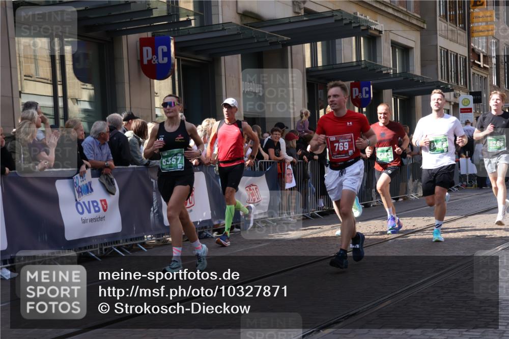 13.09.2026 - 21. swb-Marathon Bremen Strokosch-Dieckow http://msf.ph/oto/10327871 13.09.2026 13:20:55 Ziel 226, 854, 1191, 2979, 3450, 3534, 3933, 4234, 4362, 4445, 4484, 4519, 4734, 6357, 6970, 8237, 8323, 8408, 8622, 8791, 9267, 9268, 9514, 9900, 13120, 541, 769, 854, 876, 1056, 1881, 2425, 2640, 3356, 3866, 4126, 4174, 4316, 4357, 4465, 4482, 4612, 5161, 5213, 5855, 5954, 6177, 6401, 6680, 7411, 7517, 7902, 8005, 8141, 8622, 8804, 8971, 9162, 9691, 13126 meine-sportfotos.de