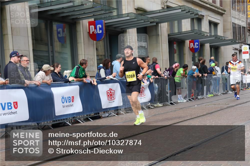 13.09.2026 - 21. swb-Marathon Bremen Strokosch-Dieckow http://msf.ph/oto/10327874 13.09.2026 11:01:40 Ziel 10257, 10409, 10444, 10473, 10500, 10617, 10803, 10817, 10924, 11115, 11268, 11369, 11412, 11413, 11436, 11479, 11486, 11811, 11859, 12016, 12095, 12145, 12360, 12379, 12412, 12437, 12466, 12506, 10181, 10251, 10332, 10497, 10560, 10647, 10648, 10678, 11075, 11150, 11305, 11324, 11459, 11467, 11486, 11550, 11551, 11666, 11668, 11747, 11788, 11796, 11798, 11969, 11970, 11985, 11986, 12047, 12062 meine-sportfotos.de