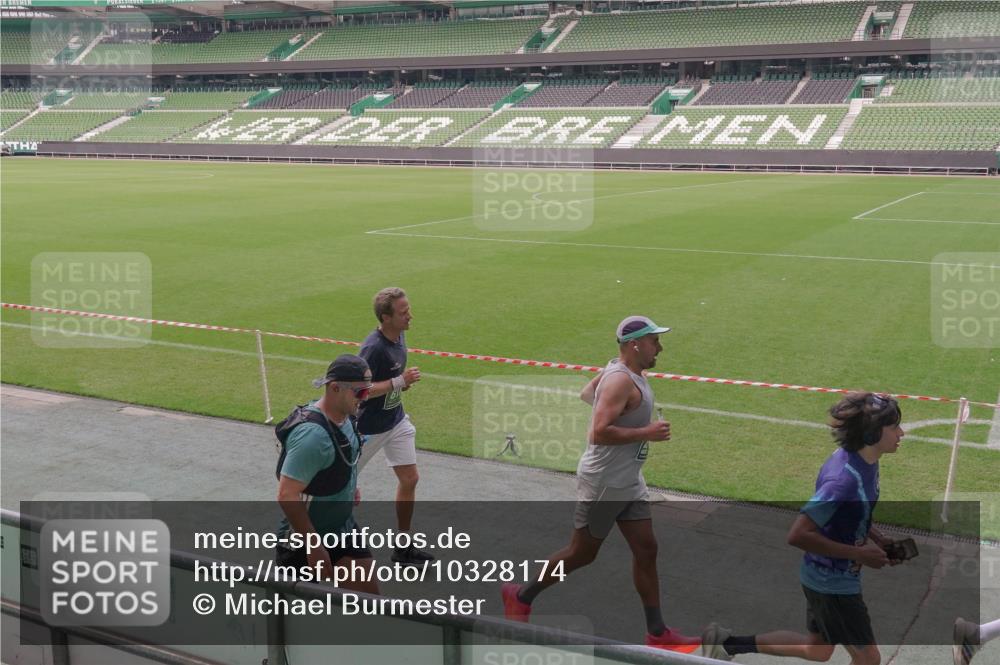 13.09.2026 - 21. swb-Marathon Bremen Michael Burmester http://msf.ph/oto/10328174 13.09.2026 12:58:16 Laufen im Stadion 141, 148, 226, 334, 511, 672, 769, 776, 789, 790, 857, 909, 972, 1010, 1119, 1191, 1199, 1254, 1281, 1535, 1642, 1647, 1752, 1809, 1881, 1900, 1931, 1933, 2046, 2051, 2075, 2324, 2343, 2367, 2371, 2397, 2402, 2423, 2425, 2493, 2577, 2640, 2771, 2807, 2885, 2903, 2904, 2979, 3021, 3051, 3078, 3098, 3120, 3138, 3148, 3182, 3186, 3233, 3319, 3338, 3435, 3450, 3458, 3514, 3534, 3560, 3634, 3655, 3685, 3690, 3695, 3760, 3866, 3933, 3934, 3939, 4101, 4120, 4174, 4316, 205 meine-sportfotos.de