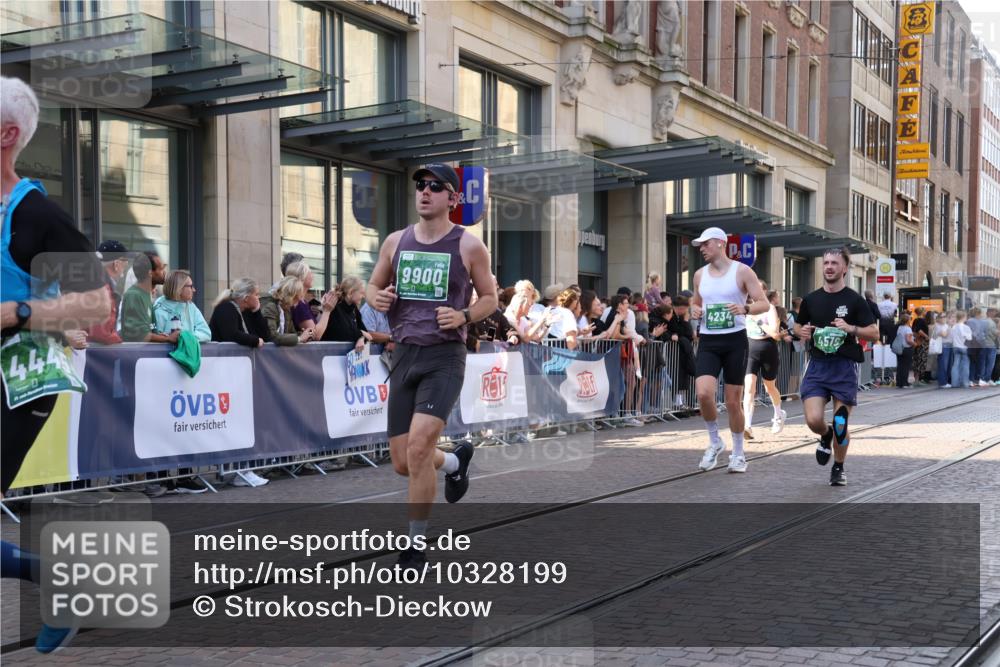 13.09.2026 - 21. swb-Marathon Bremen Strokosch-Dieckow http://msf.ph/oto/10328199 13.09.2026 13:21:05 Ziel 226, 1130, 2904, 2979, 3120, 3202, 3435, 3534, 3655, 4165, 4234, 4445, 4484, 4519, 6357, 6862, 8184, 8270, 8323, 8384, 8408, 8730, 8791, 8923, 9048, 9267, 9268, 9514, 9722, 9900, 769, 854, 1056, 1191, 1881, 2425, 2640, 3356, 3450, 3866, 3933, 4126, 4316, 4362, 4465, 4482, 4612, 4734, 5161, 5213, 5954, 6177, 6357, 6401, 6680, 6970, 7517, 7902, 8005, 8141, 8237, 8622, 8804, 8971, 9267, 9268, 9691, 13120, 13126 meine-sportfotos.de