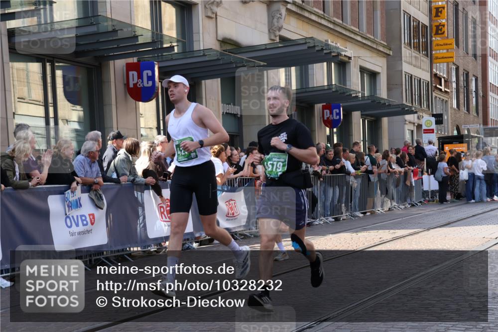 13.09.2026 - 21. swb-Marathon Bremen Strokosch-Dieckow http://msf.ph/oto/10328232 13.09.2026 13:21:06 Ziel 226, 1130, 2904, 2979, 3120, 3202, 3435, 3534, 3655, 4165, 4234, 4445, 4484, 4519, 5542, 6862, 8184, 8270, 8323, 8384, 8408, 8730, 8791, 8923, 9048, 9514, 9722, 9900, 13145, 854, 1056, 1191, 1881, 2425, 2640, 3356, 3450, 3866, 3933, 4126, 4316, 4362, 4465, 4612, 4734, 5161, 5213, 5954, 6357, 6401, 6680, 6970, 7517, 7902, 8005, 8237, 8323, 8622, 8971, 9267, 9268, 13120 meine-sportfotos.de