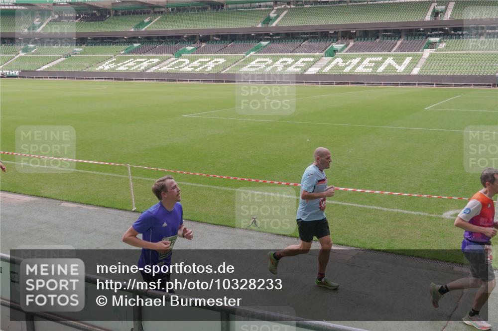 13.09.2026 - 21. swb-Marathon Bremen Michael Burmester http://msf.ph/oto/10328233 13.09.2026 12:58:21 Laufen im Stadion 141, 148, 191, 226, 334, 511, 672, 776, 789, 790, 909, 972, 1010, 1119, 1191, 1199, 1254, 1281, 1535, 1642, 1647, 1752, 1809, 1881, 1900, 1931, 1933, 2046, 2051, 2075, 2210, 2324, 2343, 2367, 2371, 2397, 2402, 2423, 2425, 2493, 2577, 2640, 2771, 2807, 2827, 2885, 2903, 2904, 2979, 3021, 3051, 3078, 3098, 3120, 3138, 3148, 3182, 3186, 3233, 3319, 3338, 3435, 3450, 3514, 3534, 3560, 3634, 3655, 3685, 3690, 3695, 3760, 3866, 3933, 3934, 3939, 4101, 4120, 4174, 4316, 205 meine-sportfotos.de
