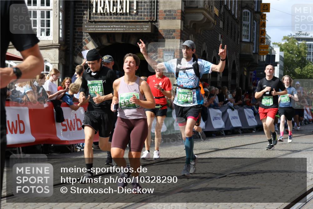 13.09.2026 - 21. swb-Marathon Bremen Strokosch-Dieckow http://msf.ph/oto/10328290 13.09.2026 13:31:27 Ziel 217, 1189, 1398, 1479, 2244, 2513, 2802, 2902, 3360, 3396, 3762, 3800, 4647, 5673, 5846, 6307, 6419, 6619, 6732, 7198, 7359, 7637, 7760, 7798, 7812, 7882, 8097, 8382, 8543, 8726, 9274, 9337, 9937, 9958, 9962, 9969, 9976, 9977, 13152, 310, 922, 1600, 3858, 3859, 4164, 4258, 4273, 4692, 4889, 5426, 6039, 6062, 6100, 6193, 6581, 6602, 6971, 7032, 7608, 7941, 8042, 8205, 8206, 8239, 8364, 8495, 8522, 9155, 9293, 9568, 9903 meine-sportfotos.de