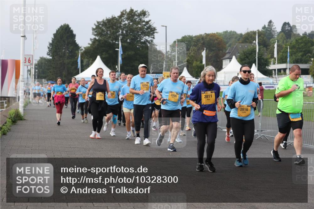 13.09.2026 - Kiel Lauf Andreas Tolksdorf http://msf.ph/oto/10328300 13.09.2026 09:29:23 Kiellinie 36, 11444, 11445, 5254, 3, 3205, 2811, 39, 2816 meine-sportfotos.de