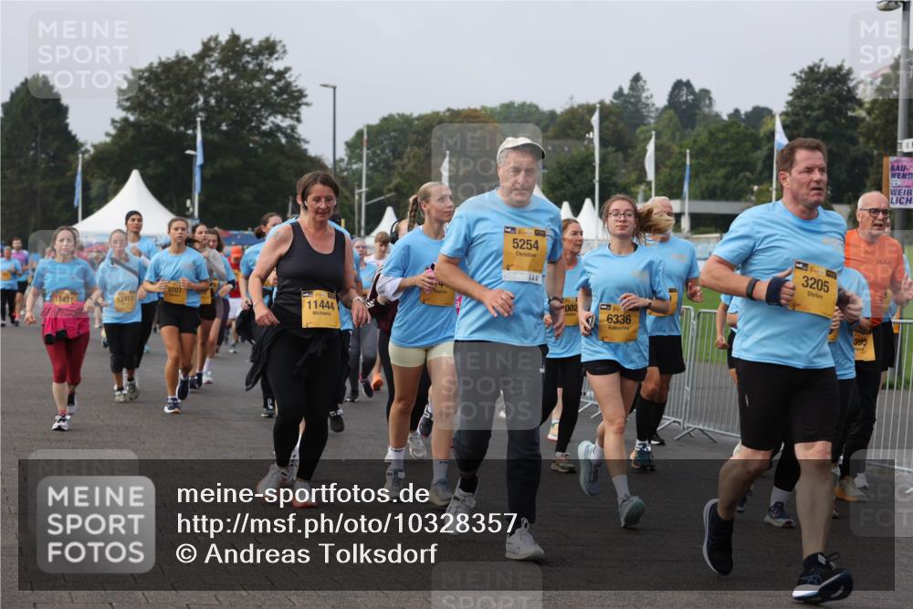 13.09.2026 - Kiel Lauf Andreas Tolksdorf http://msf.ph/oto/10328357 13.09.2026 09:29:25 Kiellinie 111411, 12417, 9707, 11444, 39, 5254, 002, 6336, 4, 39, 3205, 395 meine-sportfotos.de