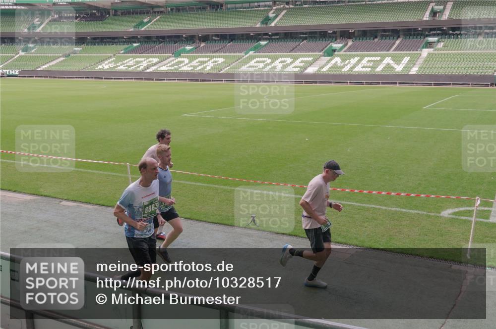 13.09.2026 - 21. swb-Marathon Bremen Michael Burmester http://msf.ph/oto/10328517 13.09.2026 12:58:45 Laufen im Stadion 141, 148, 191, 226, 232, 334, 511, 672, 745, 789, 790, 909, 972, 1010, 1080, 1119, 1166, 1191, 1199, 1254, 1281, 1516, 1535, 1642, 1647, 1752, 1881, 1931, 1933, 2046, 2210, 2289, 2324, 2343, 2367, 2371, 2397, 2402, 2423, 2425, 2577, 2771, 2806, 2807, 2827, 2885, 2899, 2903, 2953, 2961, 2979, 3015, 3021, 3051, 3098, 3120, 3124, 3138, 3148, 3182, 3186, 3190, 3233, 3319, 3338, 3435, 3516, 3531, 3534, 3560, 3652, 3655, 3685, 3690, 3695, 3866, 3933, 3934, 4101, 4120, 4174, 205 meine-sportfotos.de