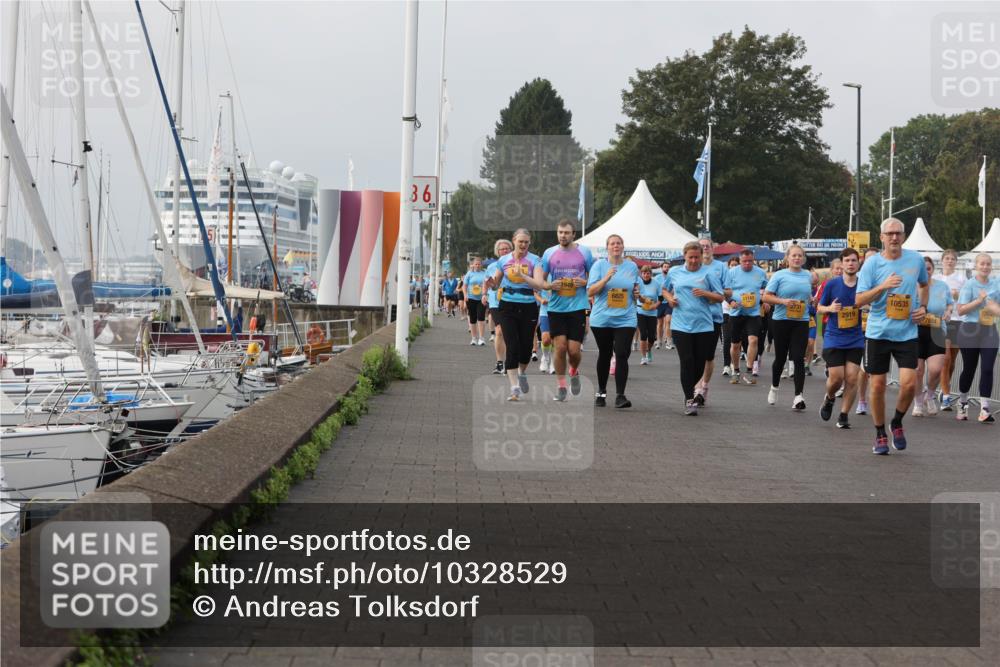 13.09.2026 - Kiel Lauf Andreas Tolksdorf http://msf.ph/oto/10328529 13.09.2026 09:29:36 Kiellinie 36, 6825, 11143, 731, 10535, 2919 meine-sportfotos.de