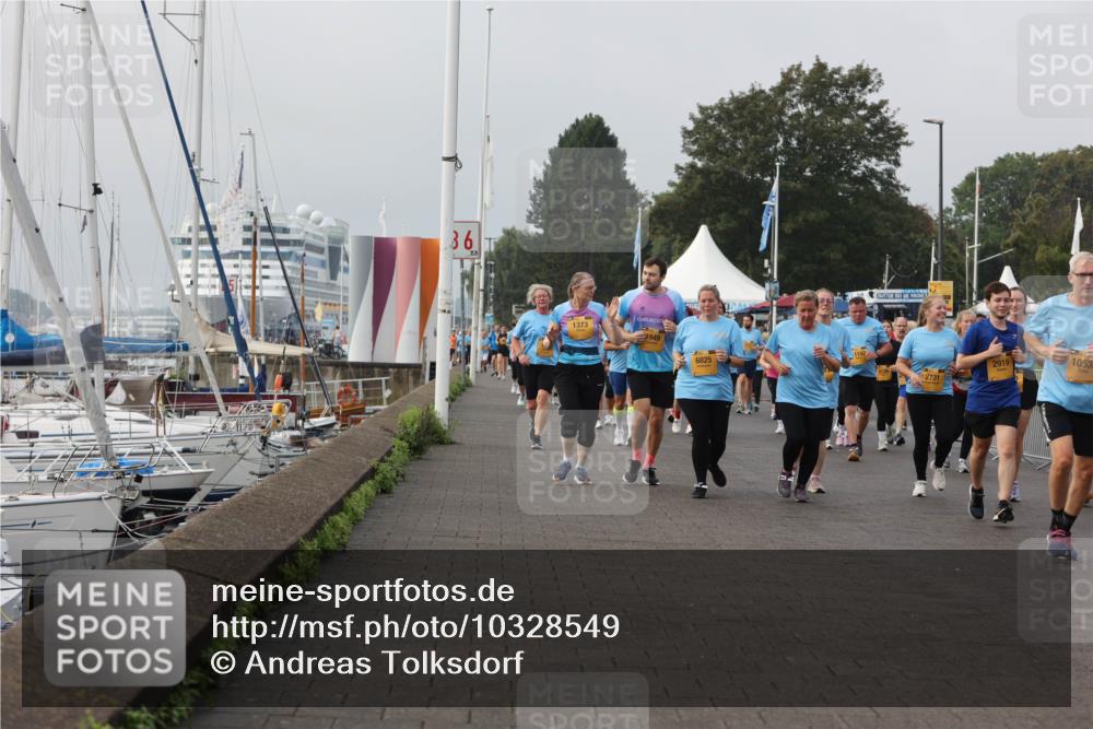 13.09.2026 - Kiel Lauf Andreas Tolksdorf http://msf.ph/oto/10328549 13.09.2026 09:29:37 Kiellinie 36, 1373, 1949, 1143, 6825, 2919, 1053, 2731 meine-sportfotos.de