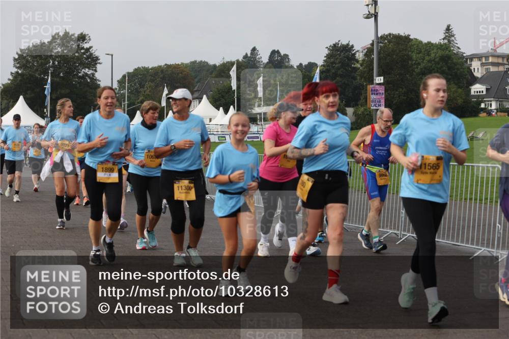 13.09.2026 - Kiel Lauf Andreas Tolksdorf http://msf.ph/oto/10328613 13.09.2026 09:29:49 Kiellinie 8023, 1899, 106, 11300, 994, 1565 meine-sportfotos.de