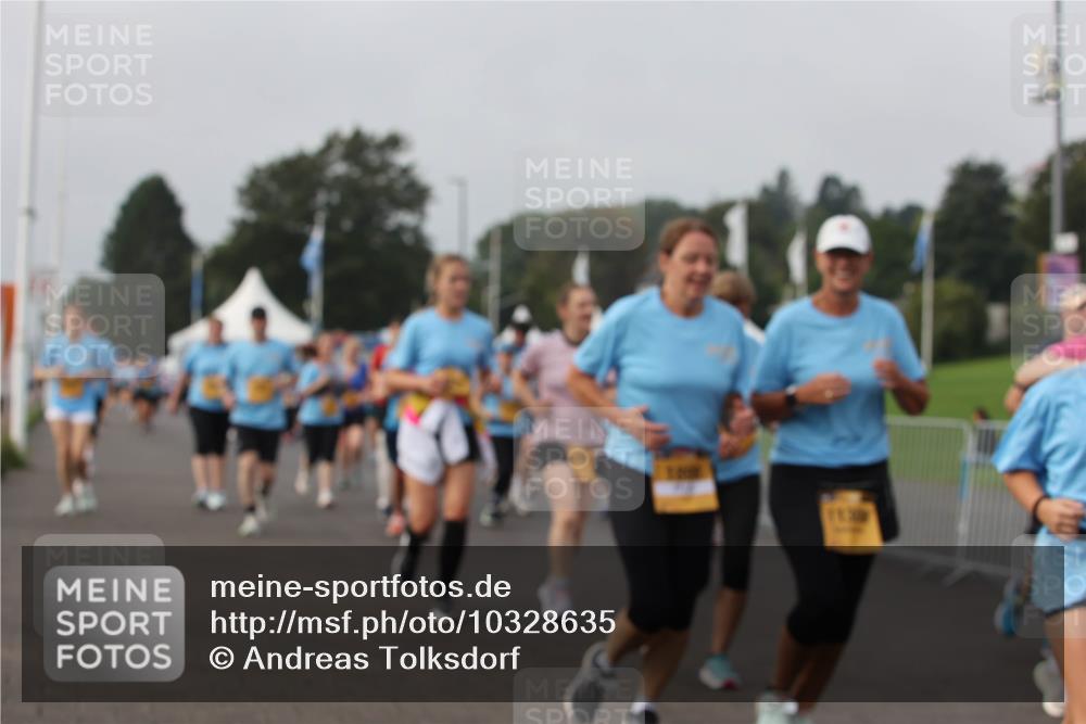 13.09.2026 - Kiel Lauf Andreas Tolksdorf http://msf.ph/oto/10328635 13.09.2026 09:29:50 Kiellinie  meine-sportfotos.de