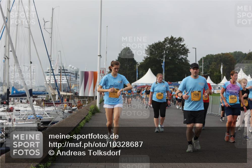 13.09.2026 - Kiel Lauf Andreas Tolksdorf http://msf.ph/oto/10328687 13.09.2026 09:29:53 Kiellinie 36, 844, 3684, 7528, 10434, 44 meine-sportfotos.de