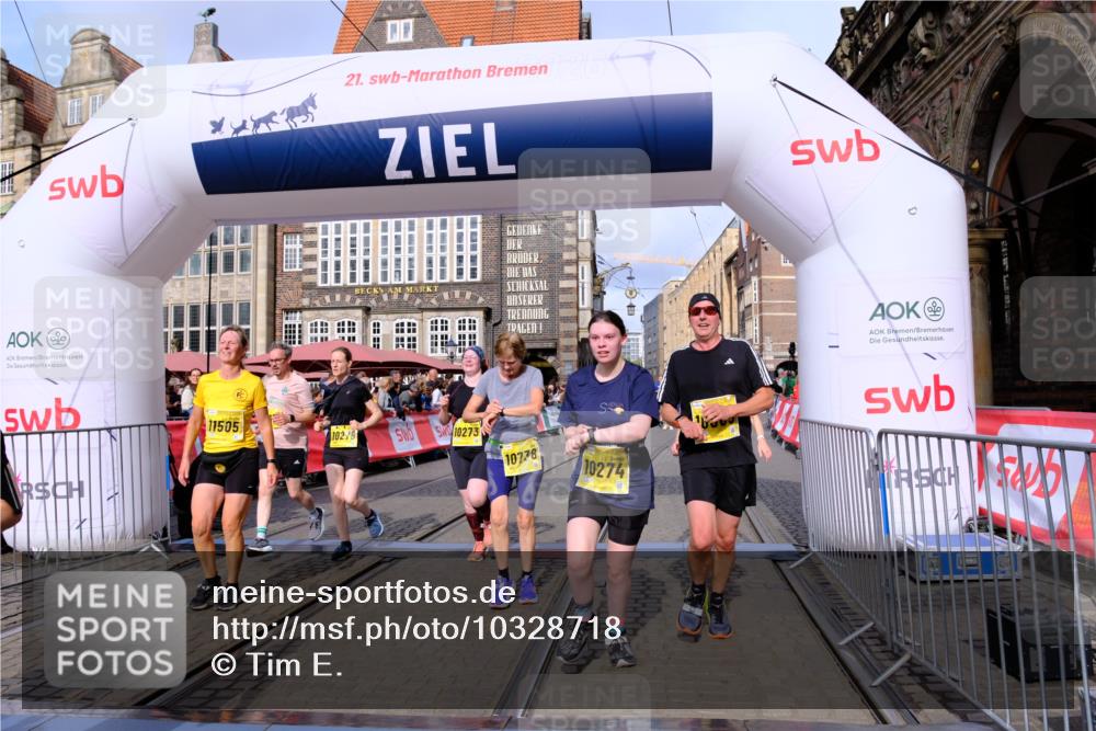 13.09.2026 - 21. swb-Marathon Bremen Tim E. http://msf.ph/oto/10328718 13.09.2026 11:02:38 Ziel 10153, 10154, 10173, 10273, 10274, 10278, 10331, 10338, 10439, 10636, 10738, 10885, 10915, 10943, 11137, 11249, 11505, 11576, 11811, 11853, 11886, 11890, 12042, 12094, 12134, 12135, 12169, 12437 meine-sportfotos.de