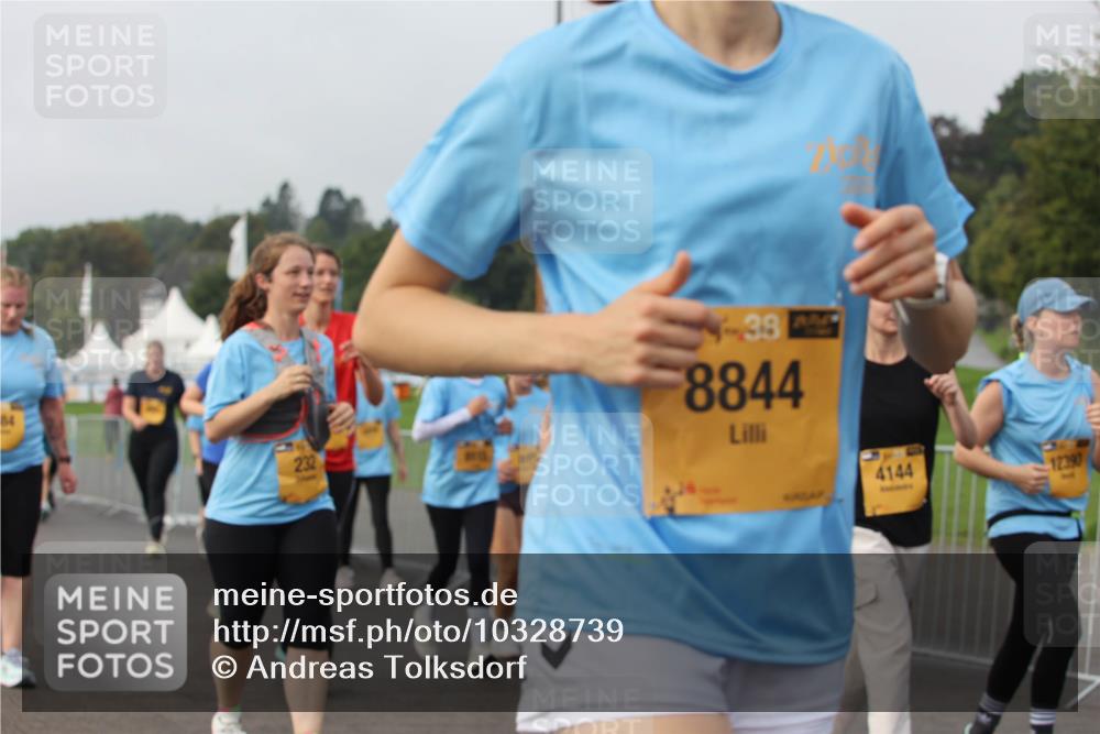 13.09.2026 - Kiel Lauf Andreas Tolksdorf http://msf.ph/oto/10328739 13.09.2026 09:29:57 Kiellinie 232, 38, 8844, 4144, 12390 meine-sportfotos.de