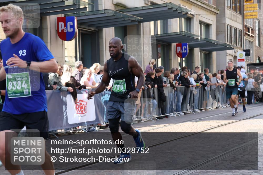 13.09.2026 - 21. swb-Marathon Bremen Strokosch-Dieckow http://msf.ph/oto/10328752 13.09.2026 13:21:19 Ziel 572, 1130, 1254, 2088, 2397, 2570, 2904, 3120, 3202, 3290, 3435, 3655, 3695, 3930, 3934, 4165, 4735, 5542, 6862, 6865, 7176, 8184, 8270, 8384, 8730, 8923, 9048, 9059, 9421, 9514, 9722, 13145, 226, 854, 1191, 2979, 3450, 3534, 3933, 4234, 4362, 4445, 4484, 4519, 4734, 6357, 6970, 8237, 8323, 8408, 8622, 8791, 8971, 9267, 9268, 9514, 9900, 13120 meine-sportfotos.de