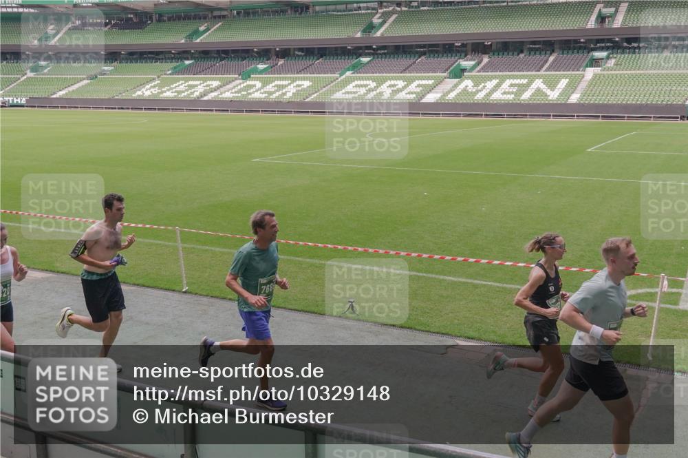 13.09.2026 - 21. swb-Marathon Bremen Michael Burmester http://msf.ph/oto/10329148 13.09.2026 12:59:37 Laufen im Stadion 135, 141, 148, 191, 226, 232, 260, 342, 511, 651, 745, 972, 1080, 1166, 1209, 1281, 1368, 1493, 1494, 1516, 1642, 1650, 1861, 1931, 1935, 1963, 2088, 2210, 2289, 2293, 2306, 2322, 2343, 2367, 2425, 2481, 2517, 2570, 2577, 2686, 2771, 2806, 2807, 2827, 2885, 2899, 2914, 2953, 2961, 2979, 3015, 3021, 3076, 3098, 3105, 3120, 3124, 3145, 3148, 3190, 3233, 3273, 3354, 3435, 3480, 3516, 3531, 3560, 3652, 3729, 3855, 3861, 3930, 3933, 3934, 205 meine-sportfotos.de
